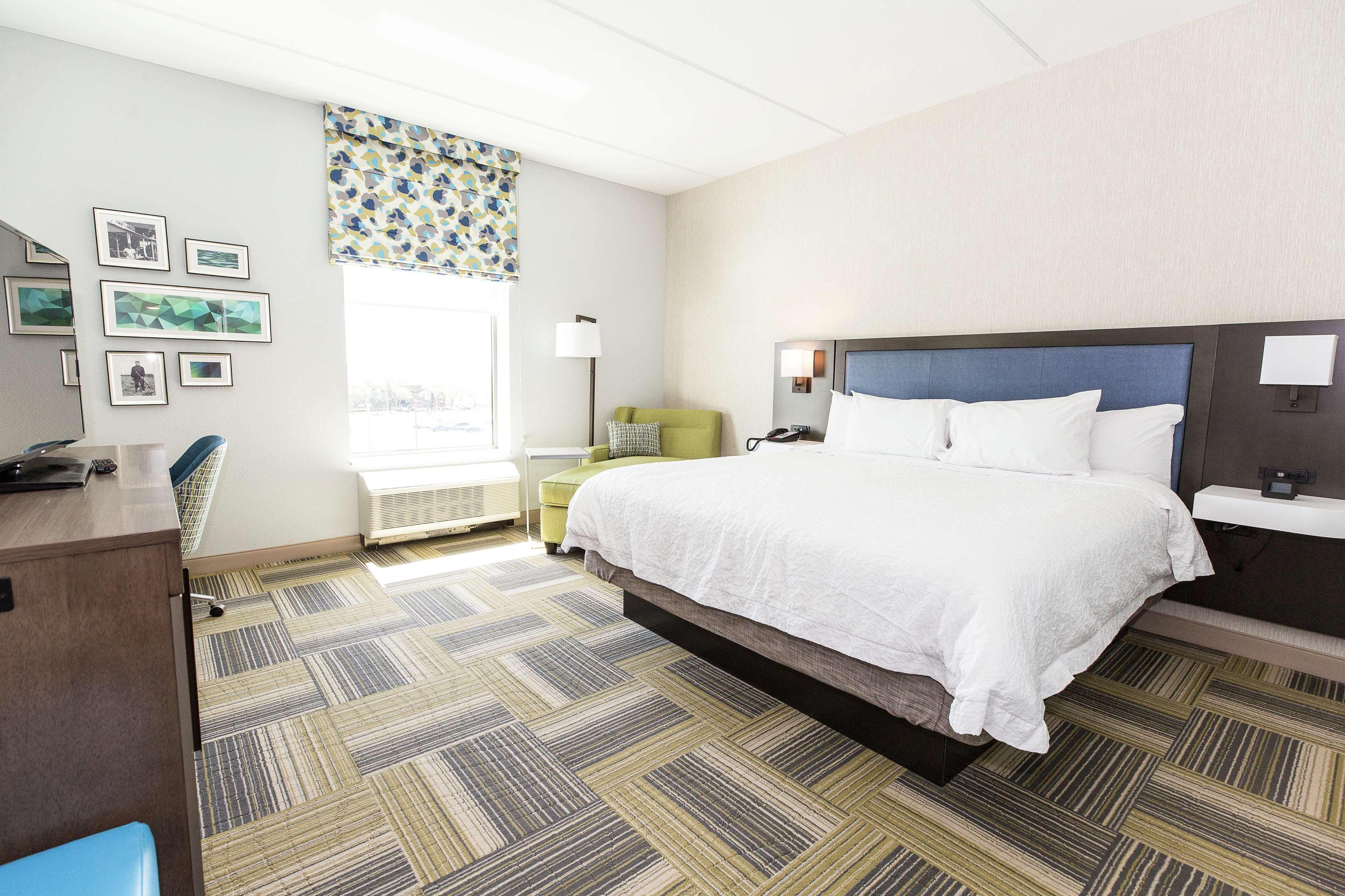 Hampton Inn & Suites Syracuse North Airport Area North Syracuse Exterior photo