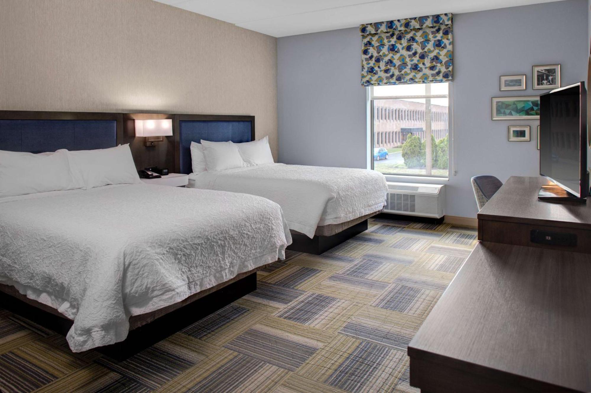 Hampton Inn & Suites Syracuse North Airport Area North Syracuse Exterior photo