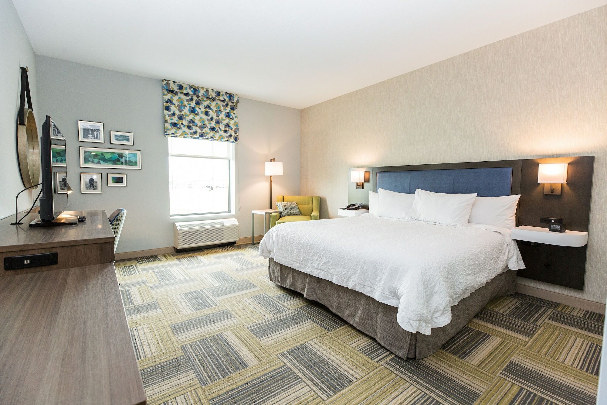Hampton Inn & Suites Syracuse North Airport Area North Syracuse Exterior photo